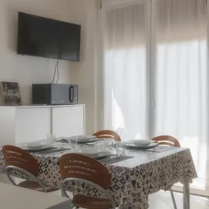 Appartamento Casa Giuliari In Borgo Roma Vicino Policlinico Univr Fiera