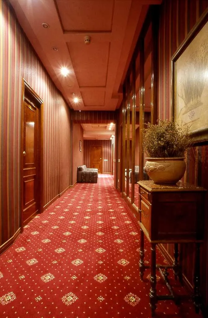 Atlante Garden Hotel Rom 4*,